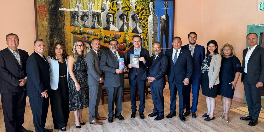 El Gobernador de Durango se encuentra en Estados Unidos.