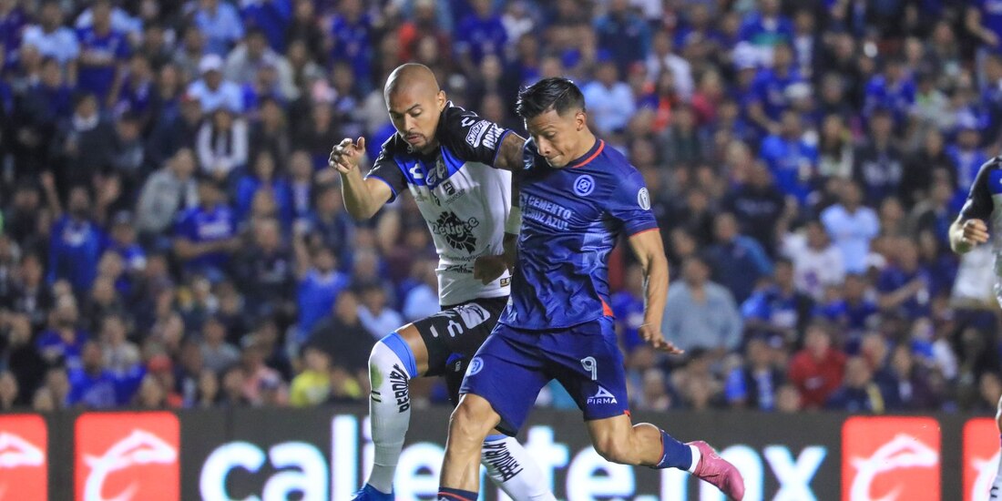 Querétaro y Cruz Azul pusieron en marcha la actividad de la Fecha 5 de la Liga MX con su duelo en el Estadio Corregidora.