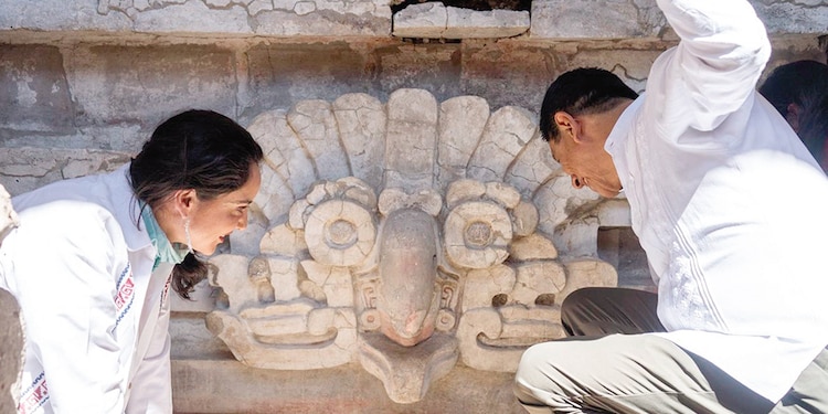 El gobernador y la secretaria de Cultura recorrieron ayer el sitio arqueológico.