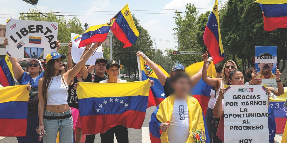 Venezolanos protestan contra Maduro, en el Monumento Simón Bolívar, en Ciudad de México, en agosto del 2024.