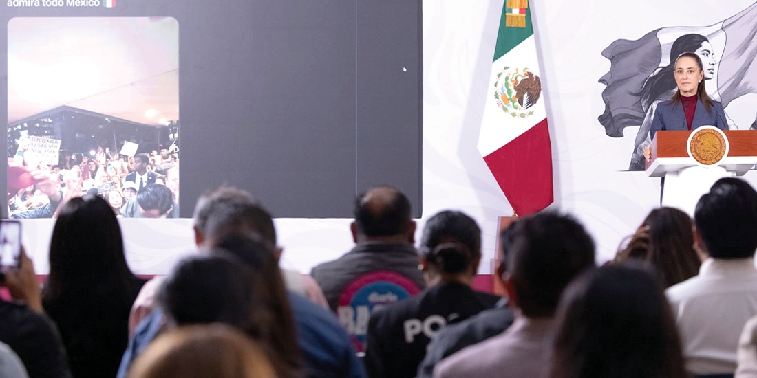 LA MANDATARIA federal, ayer, en conferencia en Palacio Nacional.