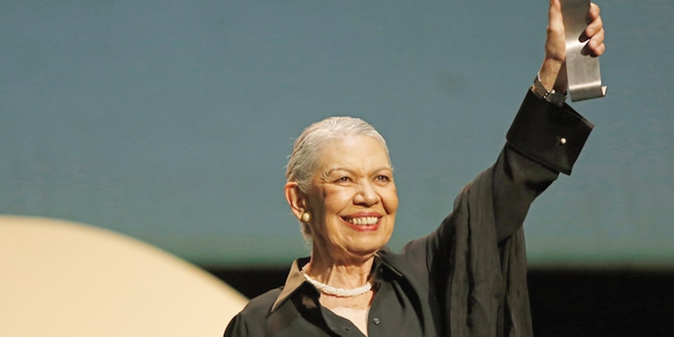 LA ACTRIZ Luisa Huertas recibe el Homenaje Mayahuel de Plata, anoche