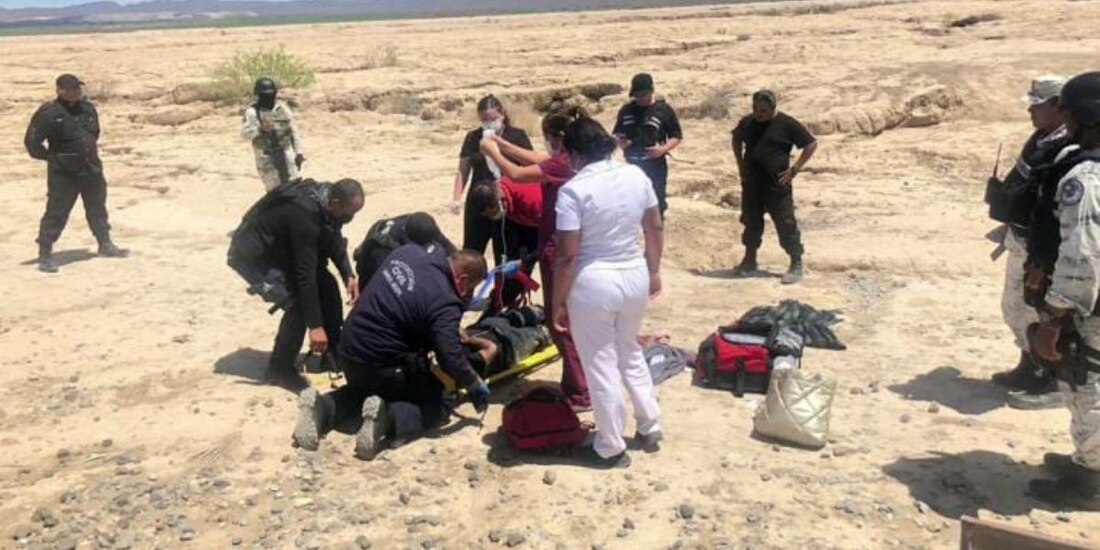 Migrante pierde los pies al intentar abordar tren en Coahuila.