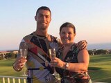 Cristiano Ronaldo y su madre tienen mucho acercamiento.