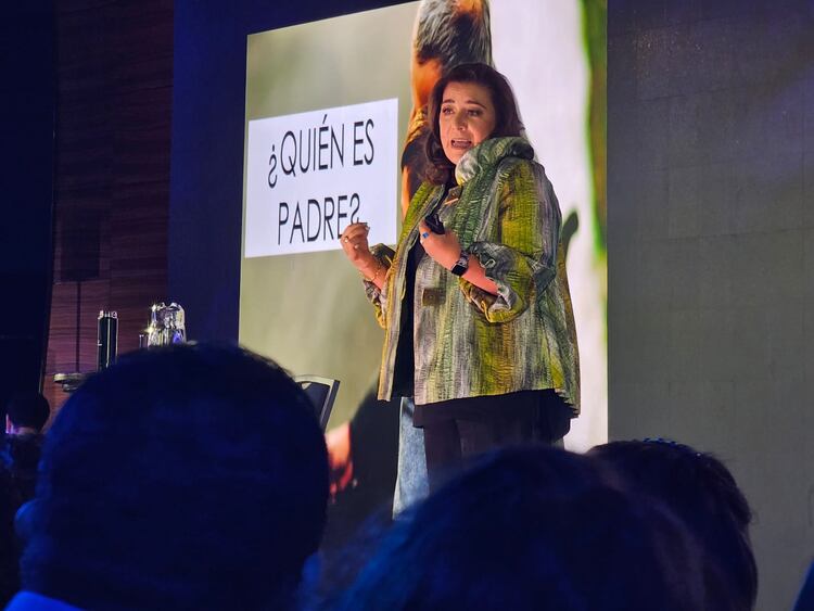 Cris Steinman y un panel de expertos compartieron herramientas para descubrir el potencial humano y expandir la conciencia