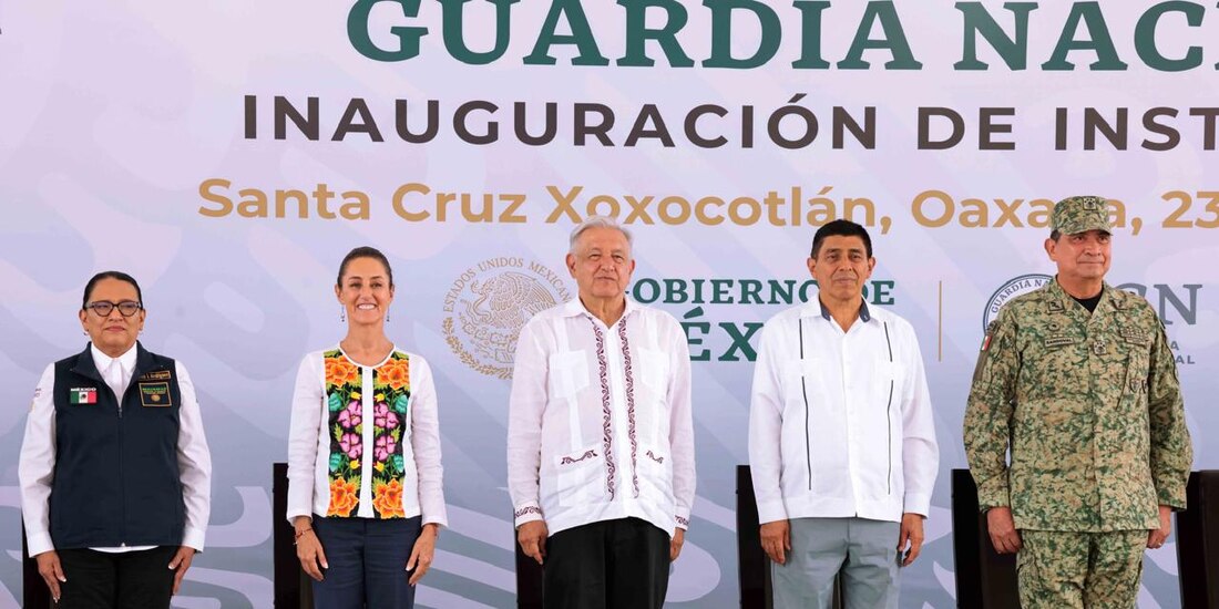 De izq. a der., Rosa Icela Rodríguez, Claudia Sheinbaum, Andrés Manuel López Obrador, Salomón Jara y Luis Cresencio Sandoval.De izq. a der., Rosa Icela Rodríguez, Claudia Sheinbaum, Andrés Manuel López Obrador, Salomón Jara y Luis Cresencio Sandoval.