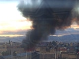 Bomberos de Nezahualcóyotl sofocaron un incendio en una vivienda de la colonia El Sol.