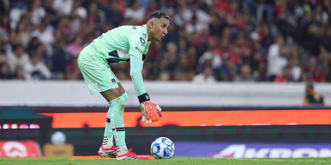 Keylor Navas le regala el gol al Atlas.