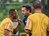 Un árbitro abandonó un partido tras recibir insultos racistas en Brasil.