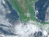 Tormenta tropical "John" se aproxima a Guerrero.