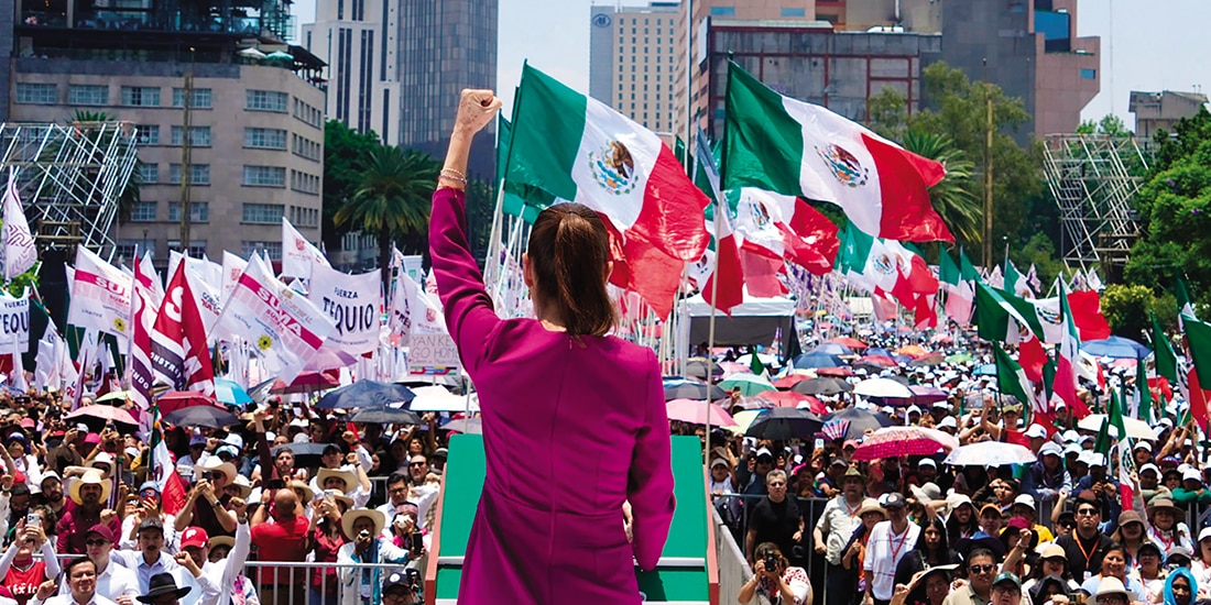 LA PRESIDENTA, ayer, en el Monumento a la Revolución.
