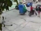 Dos mujeres huyeron de un intento de asalto; un mototaxi las ayudó.