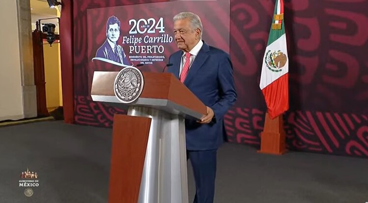 AMLO este lunes 29 de abril en Palacio Nacional.