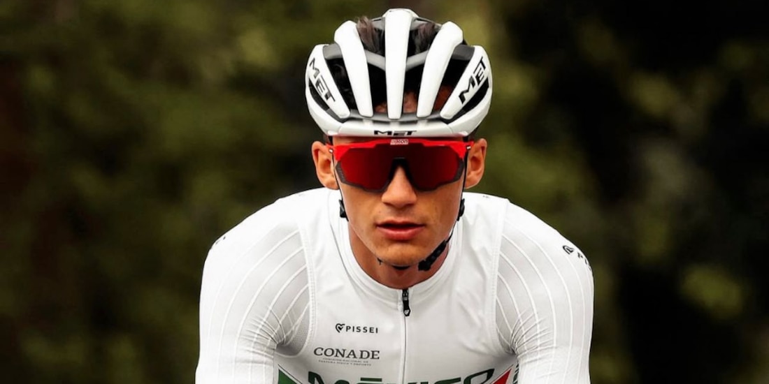 Isaac del Toro fue visto en las calles de Monterrey.