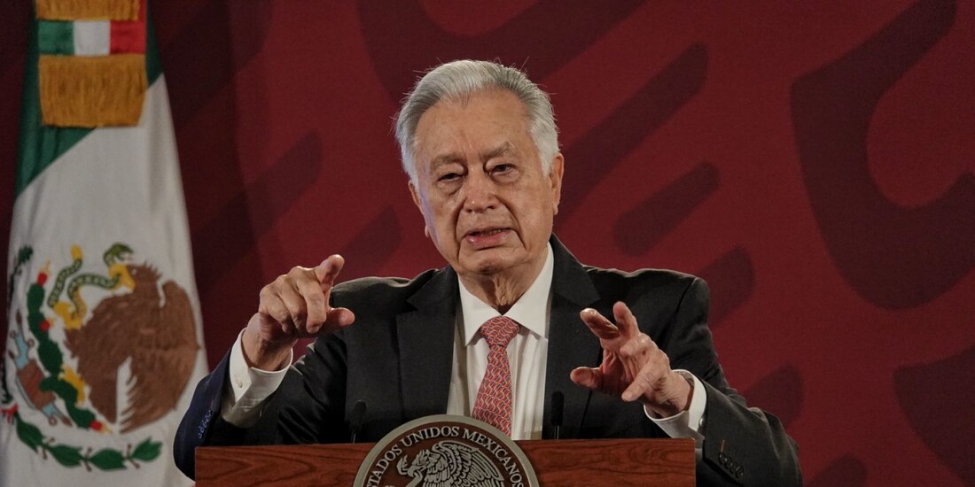 Manuel Bartlett Díaz, director general de la Comisión Federal de Electricidad.