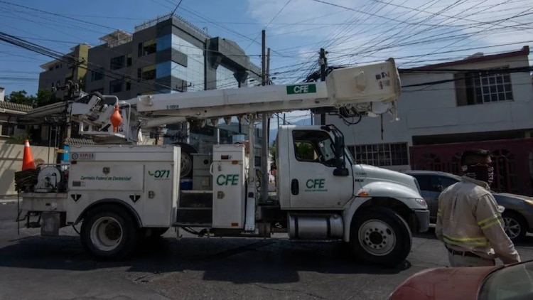 Cortes de luz por mantenimiento en calles principales de Tampico