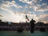 Presidente López Obrador durante la concentración masiva en el Zócalo capitalino.