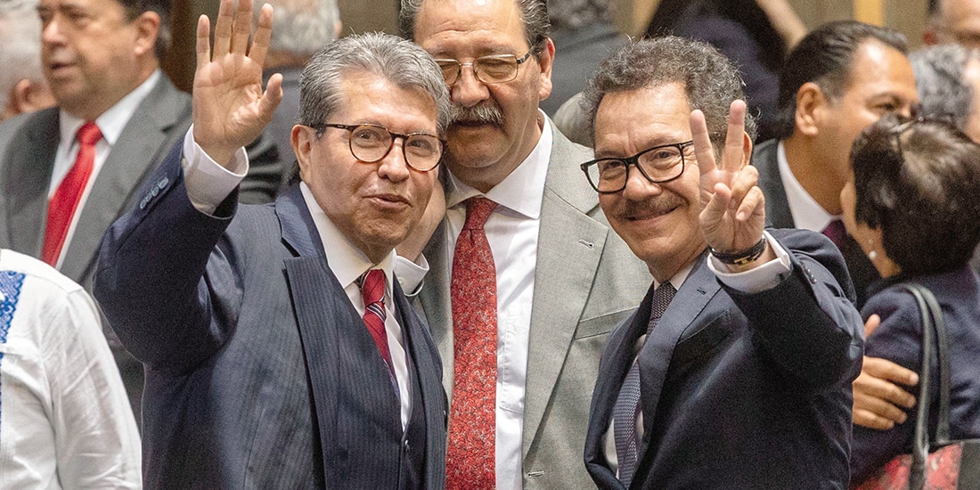 Ricardo Monreal, Reginaldo Sandoval e Ignacio Mier, ayer, en Palacio Nacional.