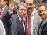 Ricardo Monreal, Reginaldo Sandoval e Ignacio Mier, ayer, en Palacio Nacional.