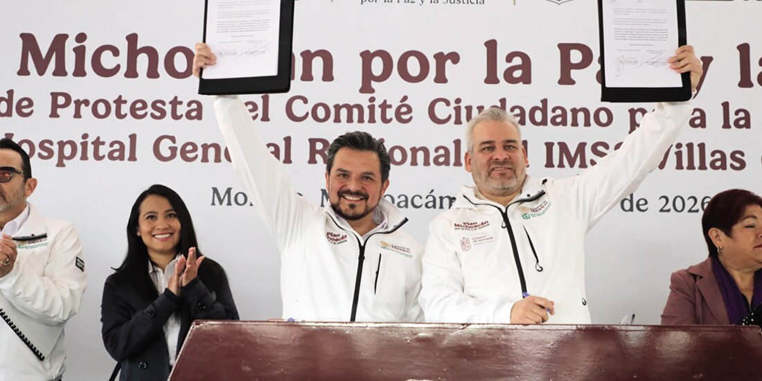 Zoé Robledo, director general del IMSS y Alfredo Ramírez, gobernador de Michoacán, en la toma de protesta del Comité Ciudadano, ayer.