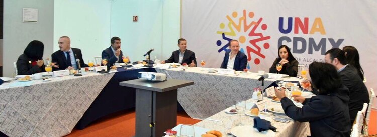 "Es justo y necesario que quienes asumen el cargo en septiembre, tengan la misma oportunidad"señaló la UNACDMX.