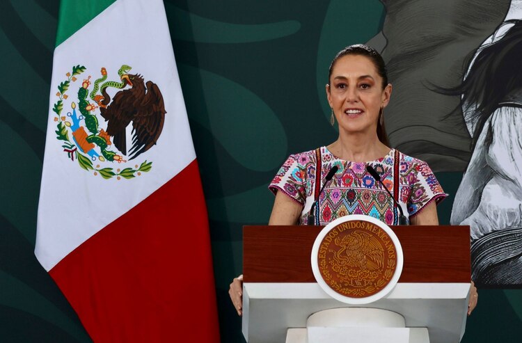La presidenta Claudia Sheinbaum, durante la 'Mañanera del Pueblo' en Acapulco.