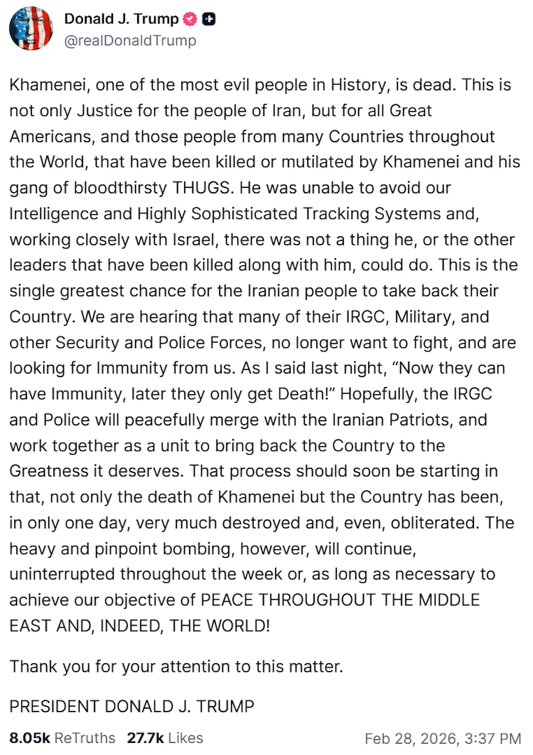 Donald Trump asegura que el líder supremo de Irán, Alí Jamenei, murió.