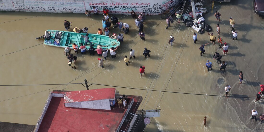 El desfogue de la presa "Peñitas" ha provocado inundaciones en comunidades de Tabasco