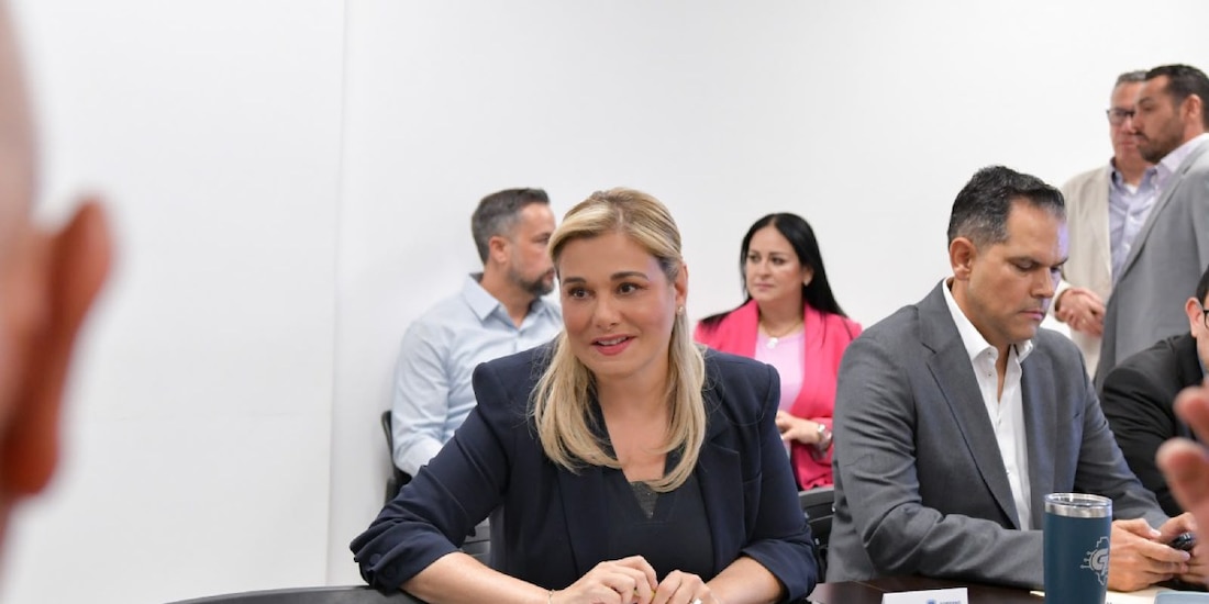 La Gobernadora de Chihuahua, Maru Campos, encabezó la reunión de trabajo interinstitucional en la frontera.