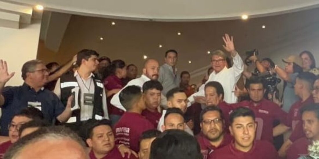 'Corcholatas' comienzan a llegar a Consejo Nacional de Morena.