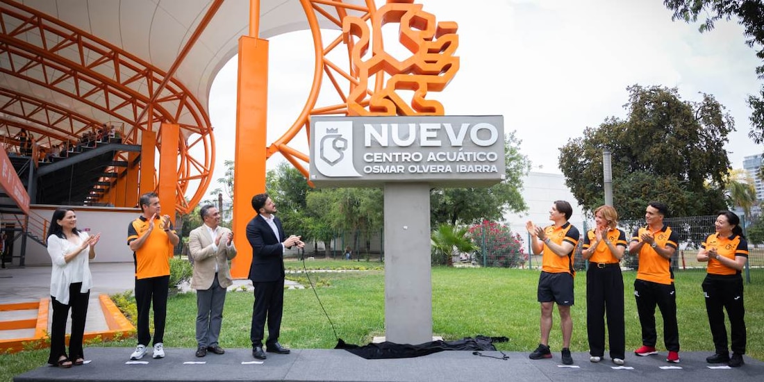 Samuel García inaugura el Centro Acuático ‘Osmar Olvera Ibarra’.