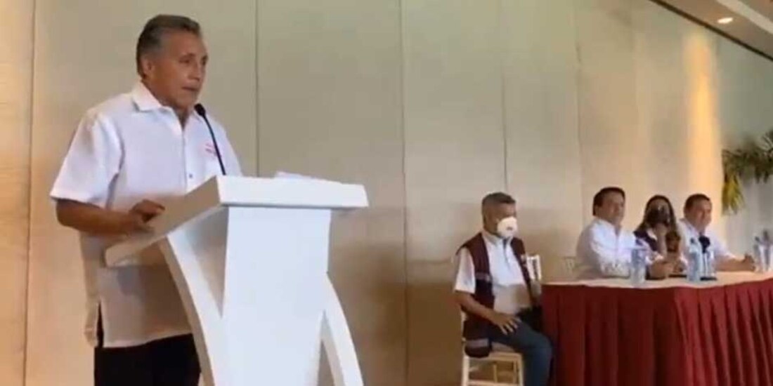 Manuel Negrete Arias, del Partido Fuerza por México, se adhirió a la candidatura de Evelyn Salgado pineda en Guerrero