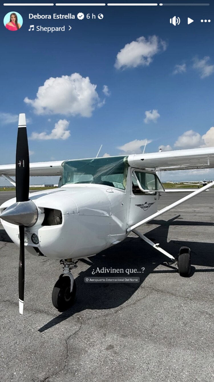 Fotografía publicada por la conductora Débora Estrella, horas antes del accidente aéreo.