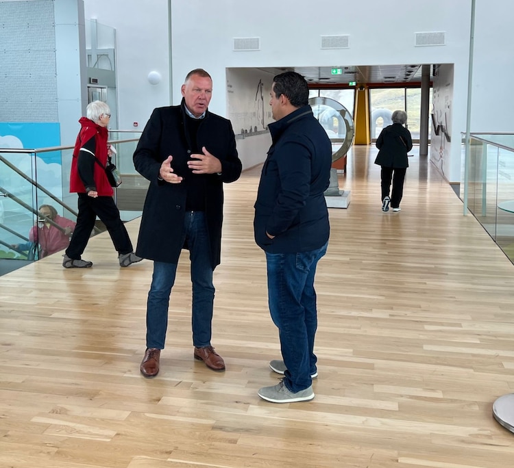 Diego Sinhue Rodríguez Vallejo en Hellisheidi.