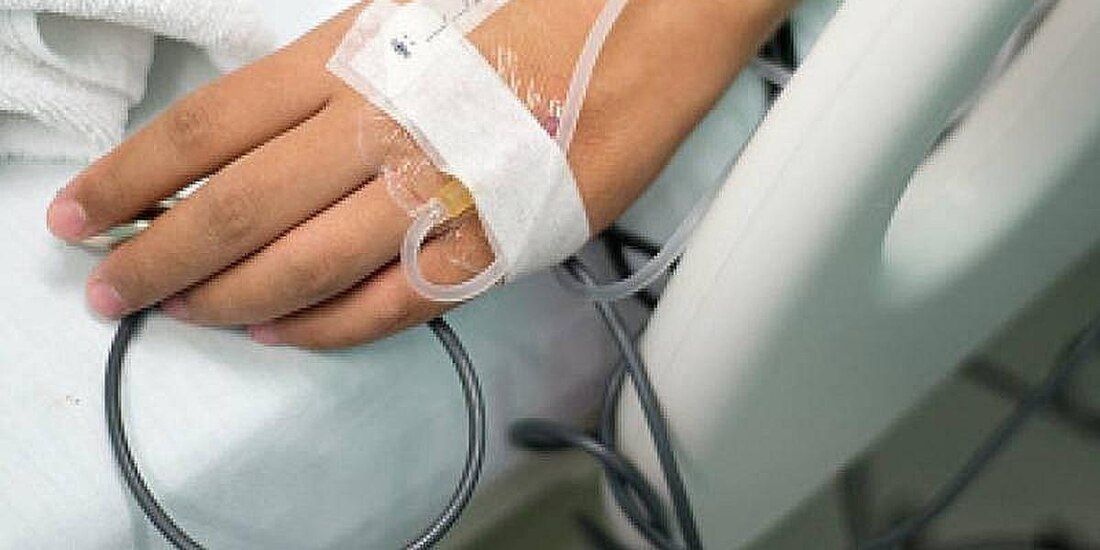 Por fortuna médicos lograron salvarlo, luego de que intentó "ser un X-Men" con mercurio