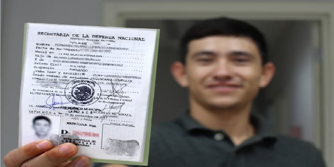 ¿Existen sanciones por no tramitar la cartilla militar?