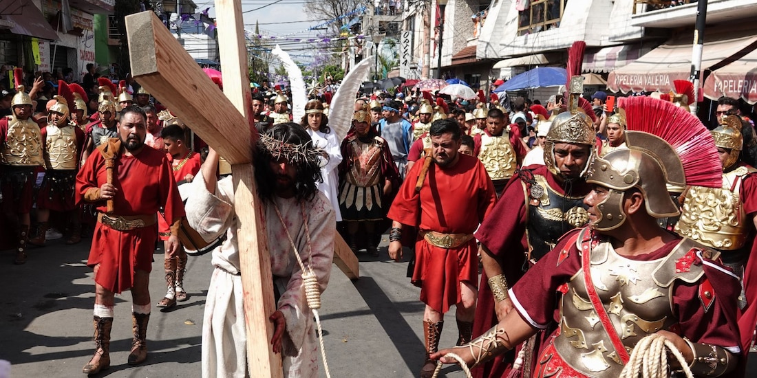 En las inmediaciones de la alcaldía Iztapalapa se realizó la 180 representación de la Pasión de Cristo con motivo del Viernes Santo, en 2023