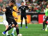 Néstor Araujo, quien es del interés del América, durante un partido con la Selección Mexicana.
