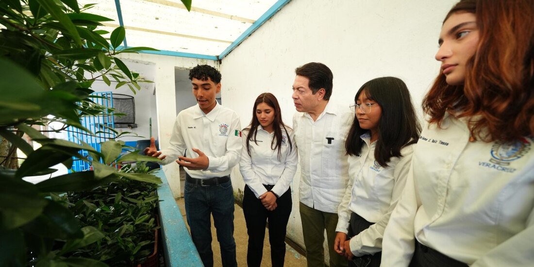 ‘SEP inicia dispersión de Becas para el Bienestar del bimestre mayo-junio’, informa Mario Delgado.