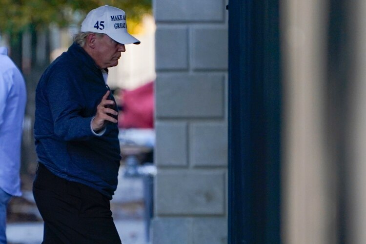 Donald Trump llega a la Casa Blanca luego de jugar golf