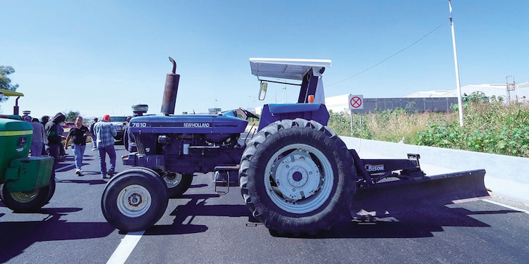 Bloqueo carretero de productores de maíz en Guanajuato el pasado 4 de noviembre.