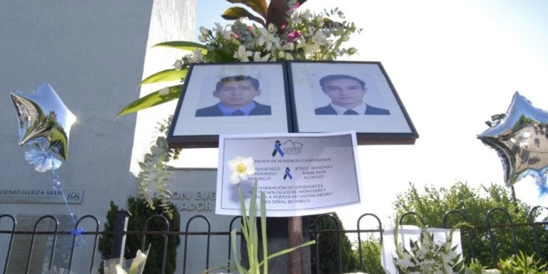 Cinco militares fueron sentenciados a 90 años de cárcel por el asesinato de dos estudiantes del Tec de Monterrey.