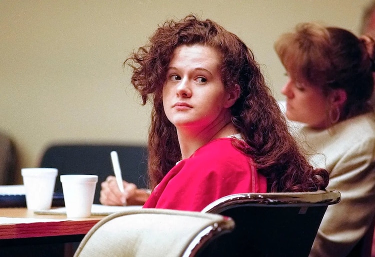 Christa Pike durante una audiencia el 12 de enero de 2001