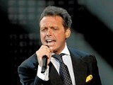 En el segundo capítulo de "Luis Miguel: la serie" se mostró el encuentro que tuvo con uno de sus hijos.