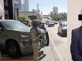 LA POLICÍA estatal y elementos del Ejército realizaron ayer el operativo en el fraccionamiento Santa Fe, ciudad de Puebla, en el que se dio la aprehensión de Rafael “N”.