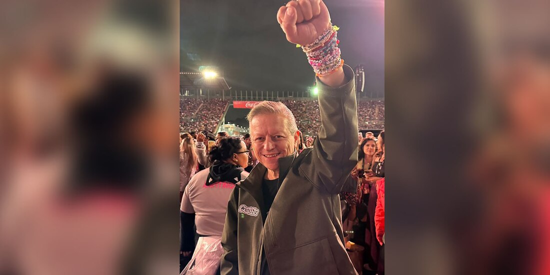 Arturo Zaldívar en el concierto de Taylor Swift.