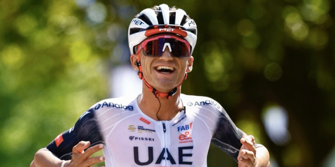 Isaac del Toro vuelve a ganar con el UAE Team.