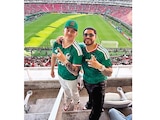 EDUIN CAZ posando feliz en el
Estadio Akron en Guadalajara