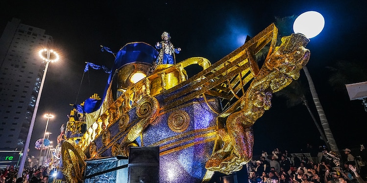 EL REY DE LA ALEGRÍA estará representado por el cantante Edén Muñoz.