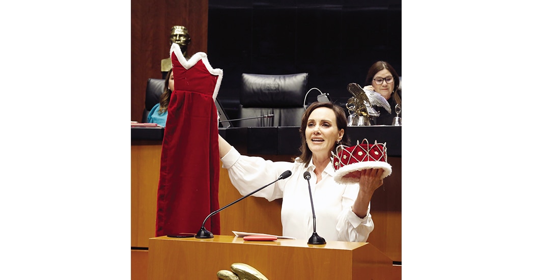 La senadora Lilly Téllez, el 21 de mayo, en el pleno de la Cámara alta.